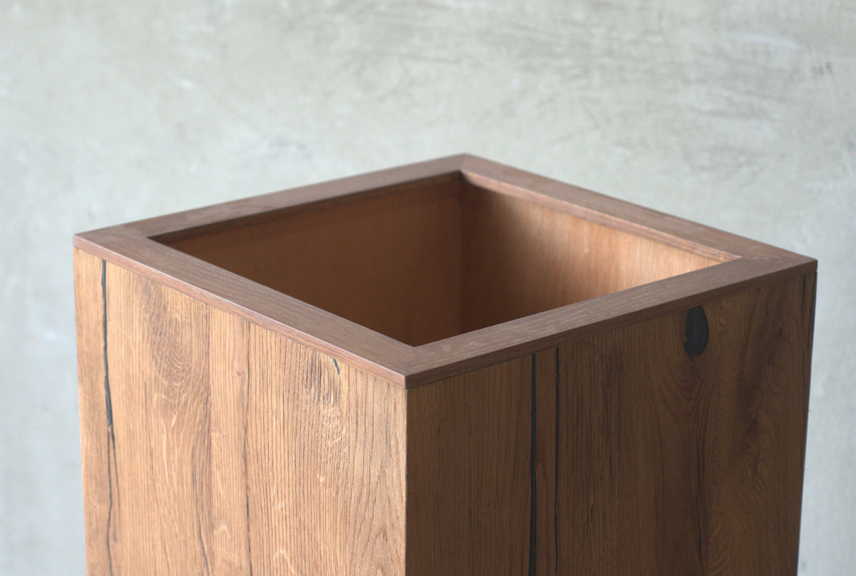 Oak Planter_VB03_BR