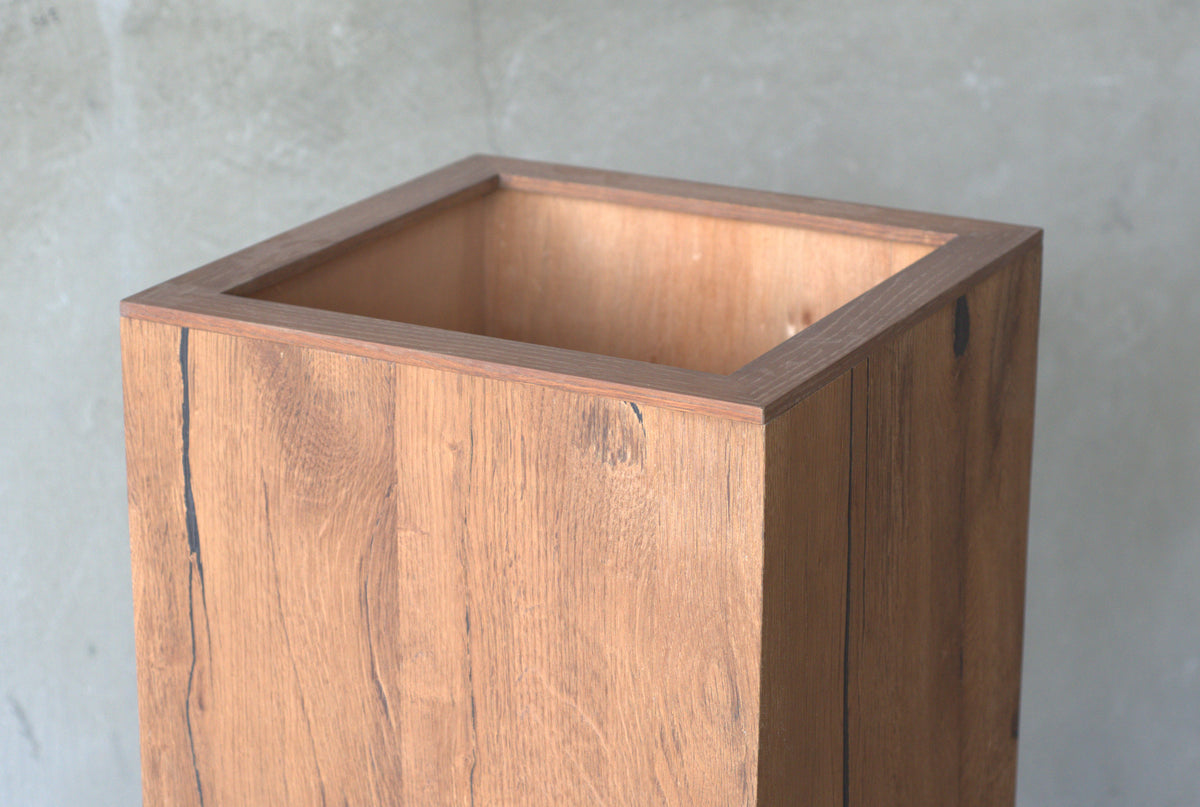 Oak Planter_VB03_BR